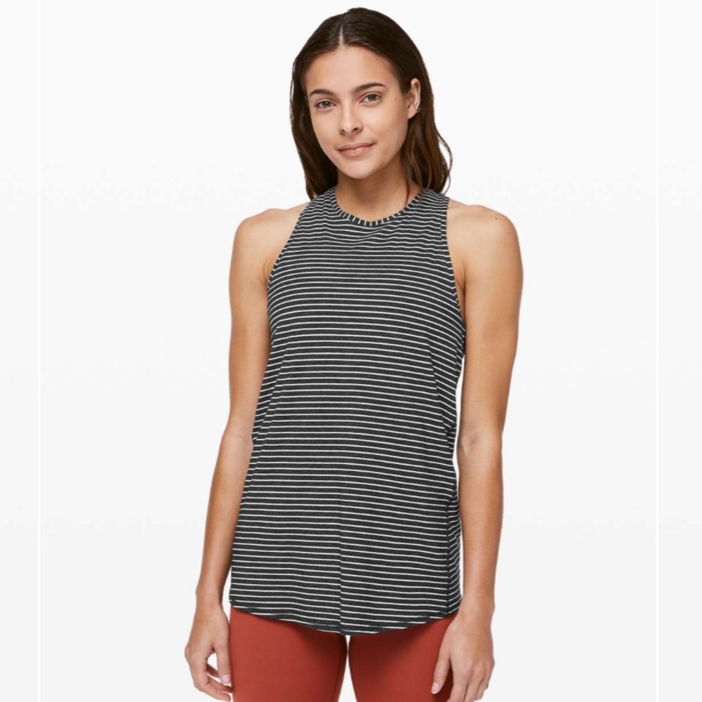 LULULEMON black stripe all tied up tank